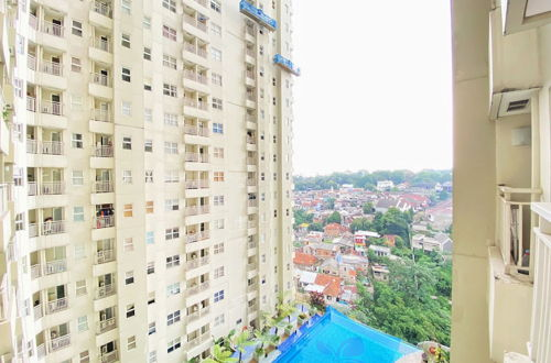 Photo 15 - Cozy Living 1Br Apartment At Parahyangan Residence