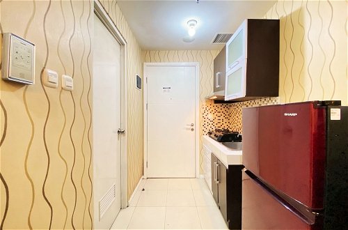 Photo 4 - Cozy Living 1Br Apartment At Parahyangan Residence