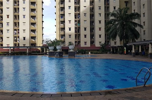 Foto 19 - Comfy And Simply 2Br Apartment At Mediterania Palace Residence