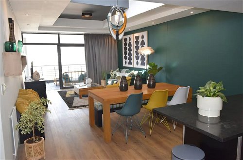 Foto 7 - Stylish 2 Bedroom Apartment in Cape Town With Stunning Views