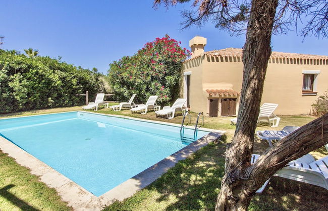 Graziose Ville con A.C e piscina comune - Photo 19