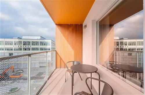 Foto 13 - Luxury Business Studio Apartment - Garden View