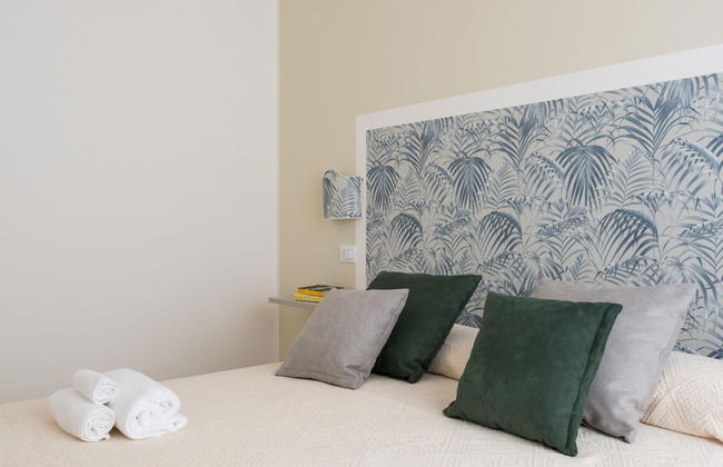 Dioniso Apartment With Balcony by Wonderful Italy - Photo 14