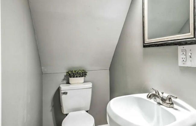 Urban Chic Townhome Near Downtown - Foto 35