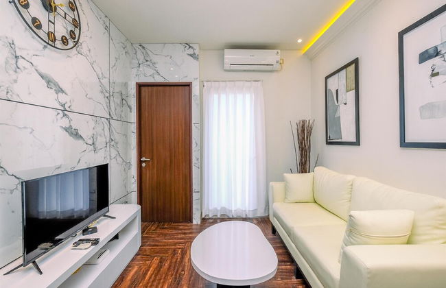 Good Deal 2Br At High Floor Transpark Cibubur Apartment - Photo 1