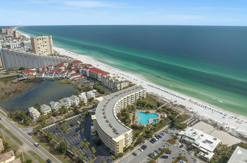 Photo 54 - Fun In The Sun! Crescent at Miramar - Gulf Front+beach Chairs