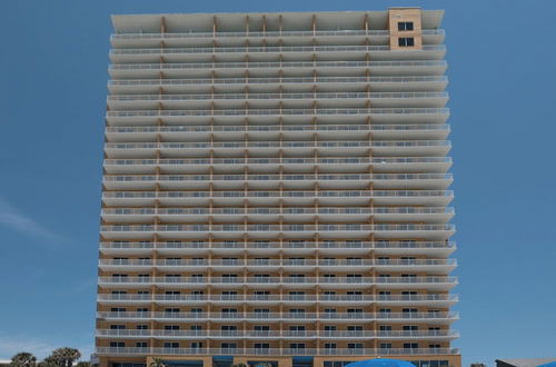 Foto 63 - Gulf Front! 2 BR 2 BA! 11th Floor Condo + Condo Amenities