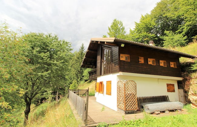Belvilla by OYO Hilltop Chalet in Lamon With Views - Foto 1