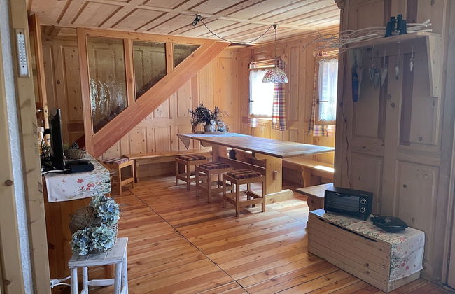 Belvilla by OYO Hilltop Chalet in Lamon With Views - Foto 39