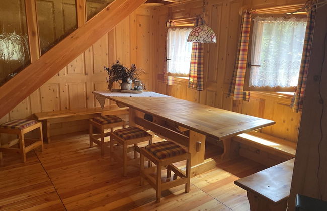 Belvilla by OYO Hilltop Chalet in Lamon With Views - Foto 26