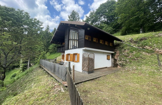 Belvilla by OYO Hilltop Chalet in Lamon With Views - Foto 45