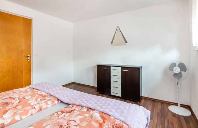 Cosy Holiday Home in Mahlberg in the Ortenau District in Baden-württemberg - Photo 8