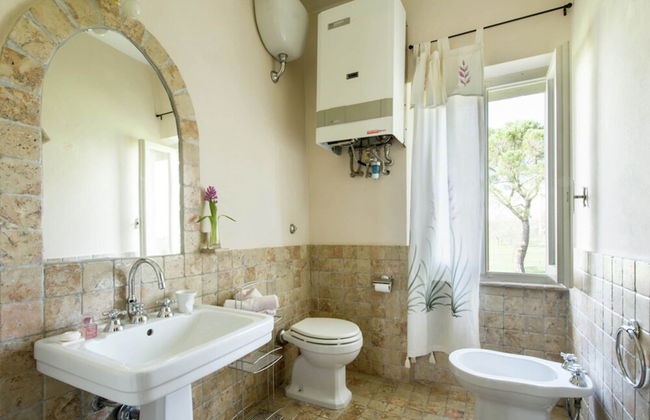 Villa With Swimming Pool in Marciano - Photo 12