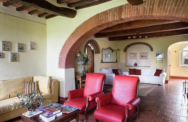 Villa With Swimming Pool in Marciano - Photo 11