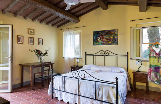 Villa With Swimming Pool in Marciano - Photo 8