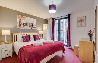 Foto 1 - Impeccable 1-bed Apartment in Birmingham