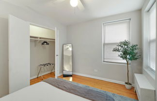 Foto 2 - Spacious & Furnished 3BR Apt Rogers Park