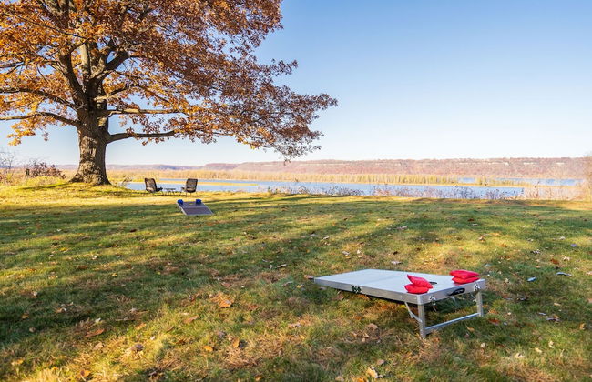 The Lakeview - Photo 32