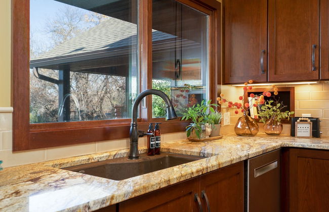 The Lakeview - Photo 12