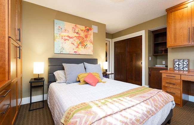 The Lakeview - Photo 8