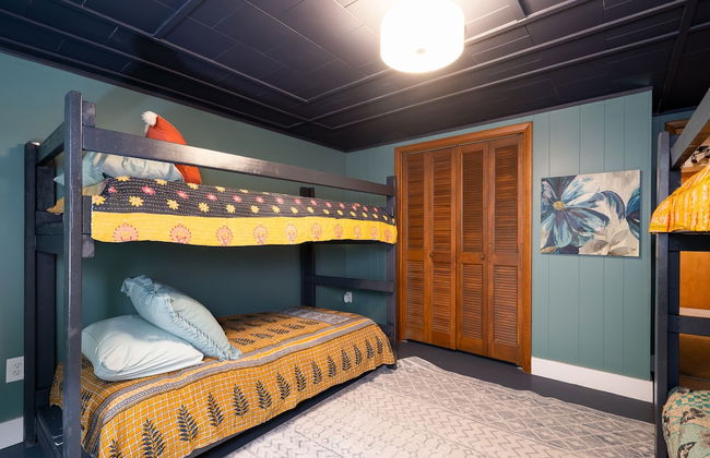 The Lakeview - Photo 4