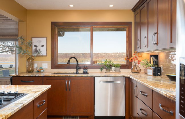 The Lakeview - Photo 9