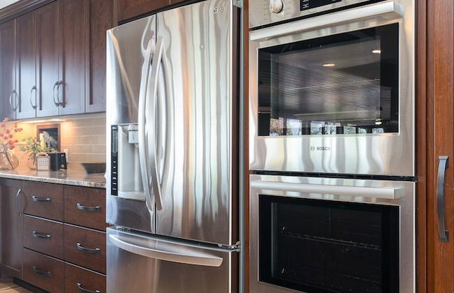 The Lakeview - Photo 13