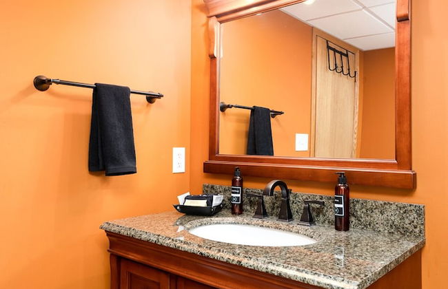 The Lakeview - Photo 20