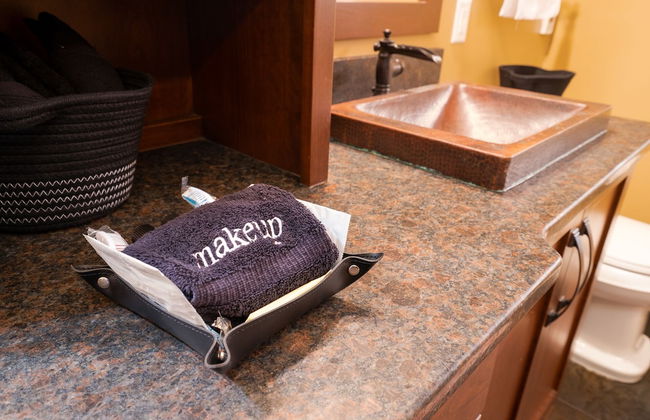 The Lakeview - Photo 17