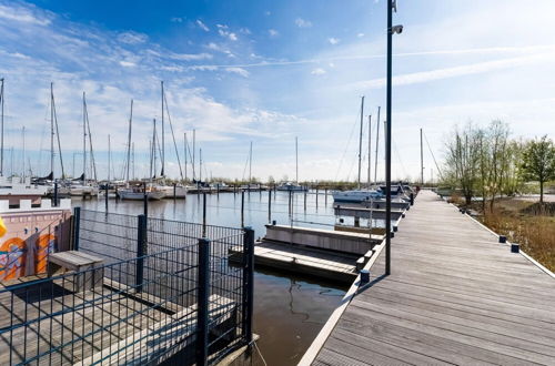 Photo 16 - Modern Houseboat in Volendam With Shared Pool