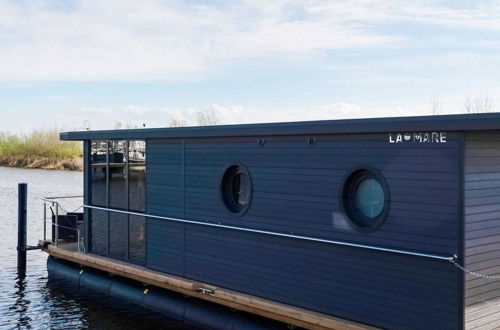 Photo 15 - Modern Houseboat in Volendam With Shared Pool
