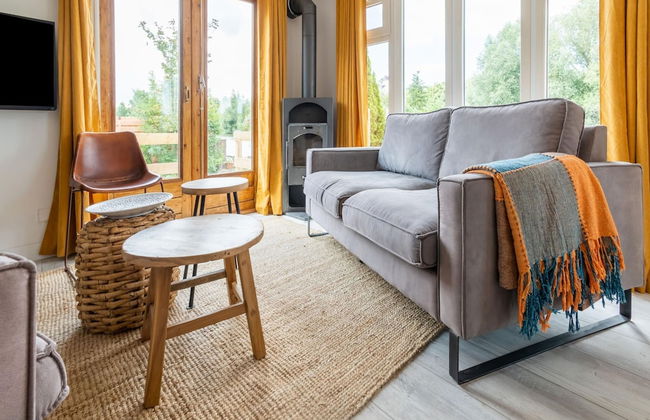 Idyllic Holiday Home in Ooltgensplaat on the Water - Foto 12