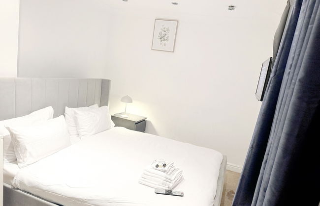 3-bed Apt-15 Mins to Heathrow-pet-friendly-parking - Foto 4