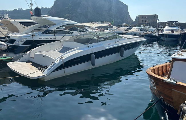 Fall in Love With the Amalfi Coast Charming Boat Rental in Naples - Photo 1