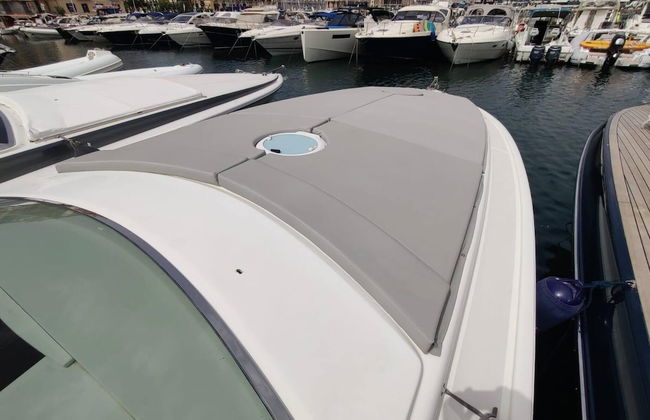 Fall in Love With the Amalfi Coast Charming Boat Rental in Naples - Photo 4