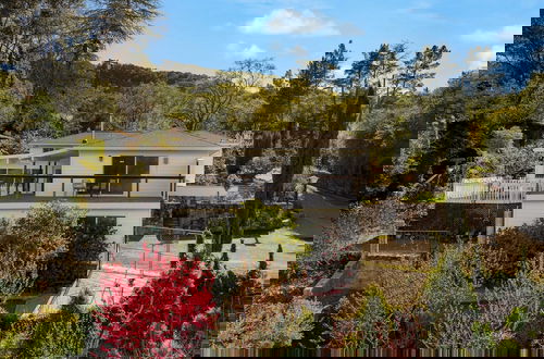 Foto 29 - Modern Sonoma Stay w/ Spacious Deck, Views & Prime Location Bennett