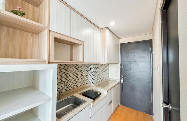 Restful And Good Choice Studio At Tamansari Papilio Apartment - Photo 11