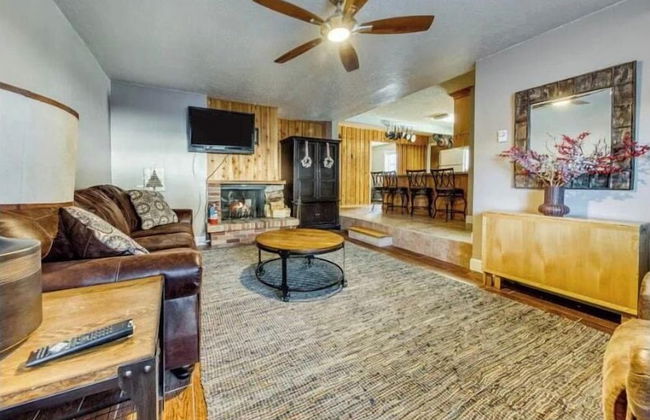 Spacious 2BR, 2BA for 6- Kristi - Foto 7