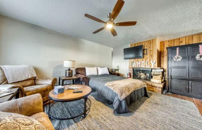 Spacious 2BR, 2BA for 6- Kristi - Foto 3