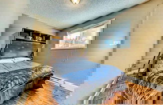 Photo 2 - Spacious 2BR, 2BA for 6- Kristi