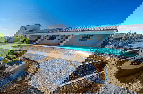 Foto 49 - Lavish Lake Havasu Villa Pool Fire Pit an Views