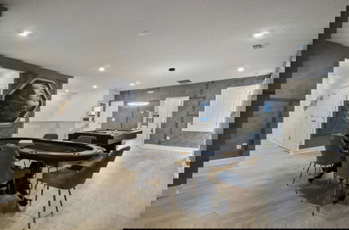 Foto 63 - Luxurious 15br Villa With Lake View & Game/theater