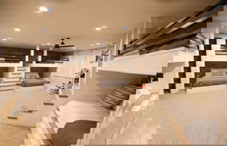 Foto 2 - Glenn Haven by Cloud Dream Homes