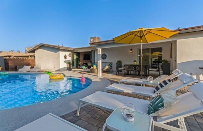 Casa Paradiso Pool Firepit Al-fresco Living - Photo 52