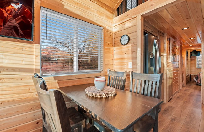 NEW Moondance Majestic Mini Cabin Cathedral Rock - Foto 10
