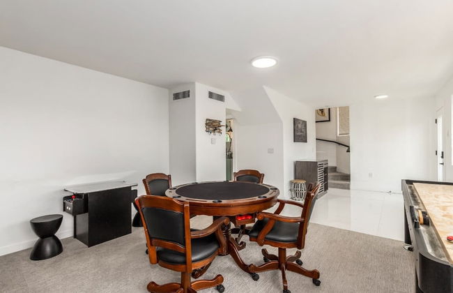 Sunburst Estate Htd Pool Putt Grn Sleeps 14 - Foto 20