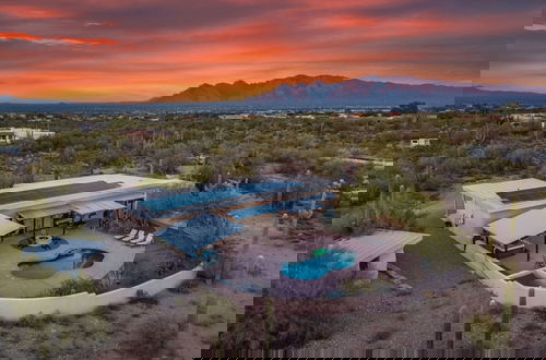 Photo 37 - La Puerta Azul - Stunning Desert Retreat Pool Spa