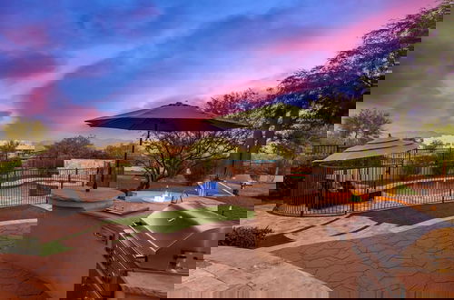 Foto 5 - Desert Foothils Rustic Resort Oasis w Pool Spa