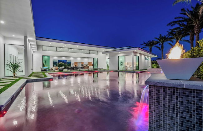 Sleeps 17 Pool & Pickleball Sun-kissed Desert Escape Bravo Villa #1 by Avantstay - Foto 6