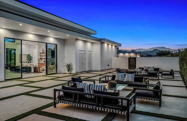 Sleeps 17 Pool & Pickleball Sun-kissed Desert Escape Bravo Villa #1 by Avantstay - Foto 40